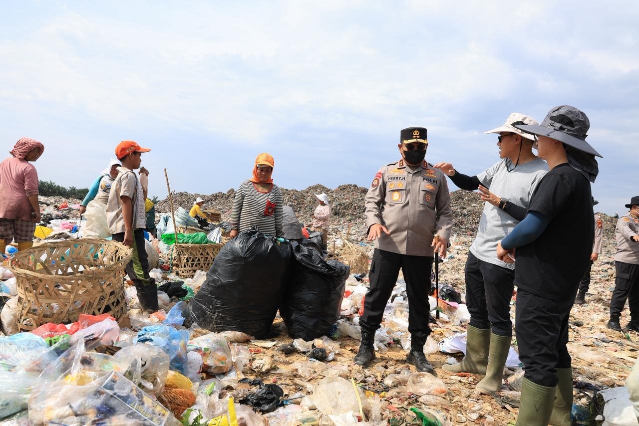 timbunan sampah